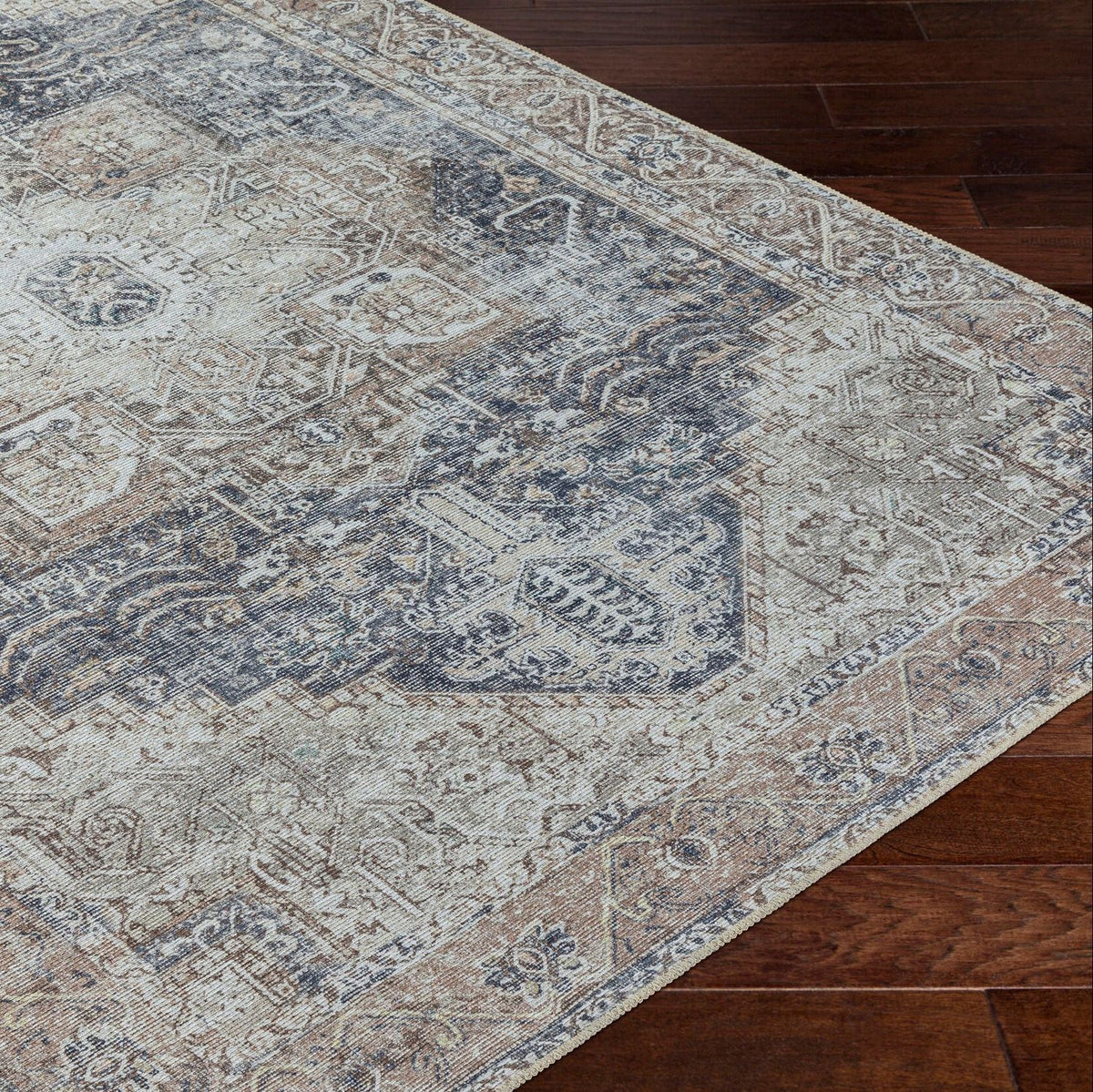 Livabliss Amelie AML-2360 Machine Woven Rug