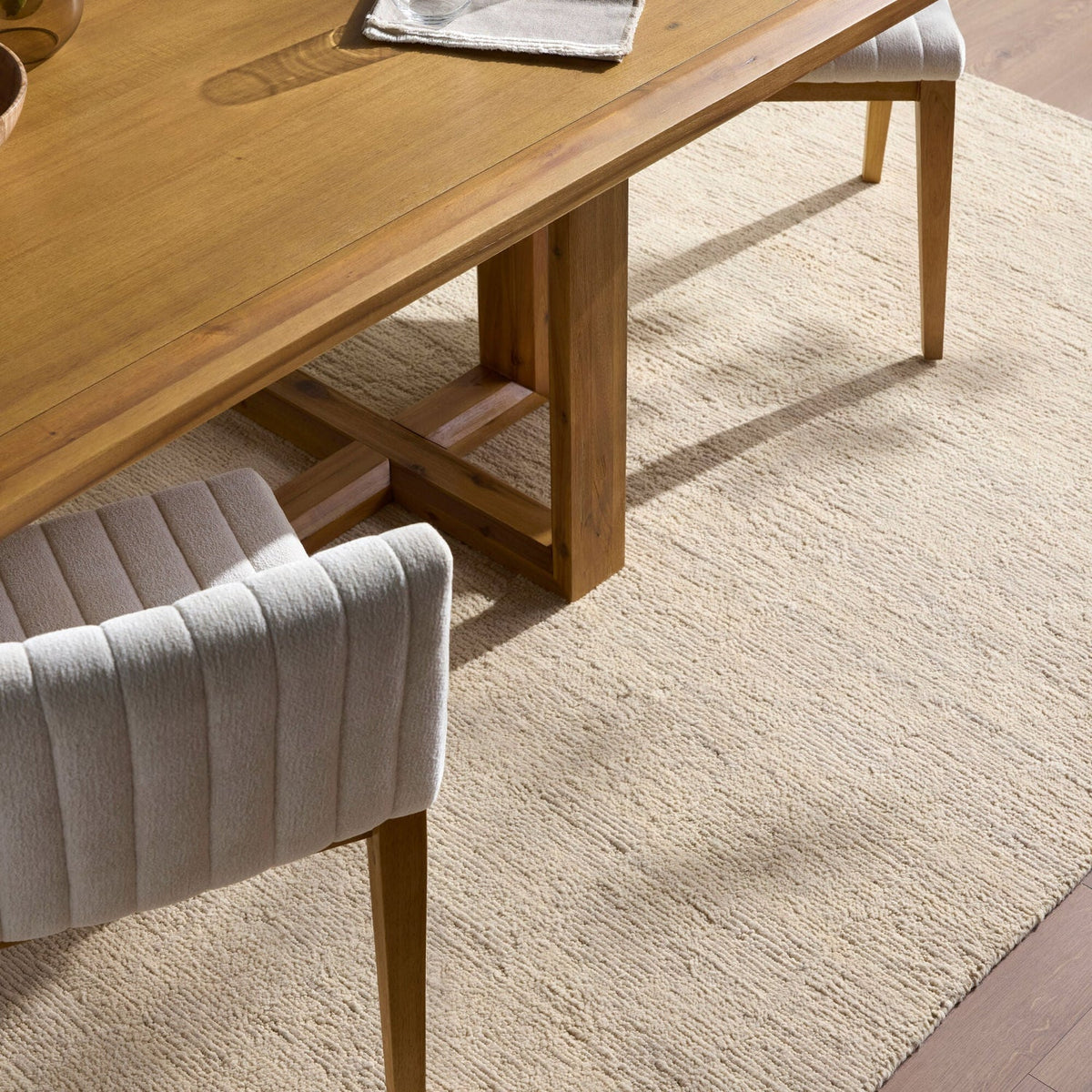 Surya Ventura VNR-2301 Hand Knotted Rug