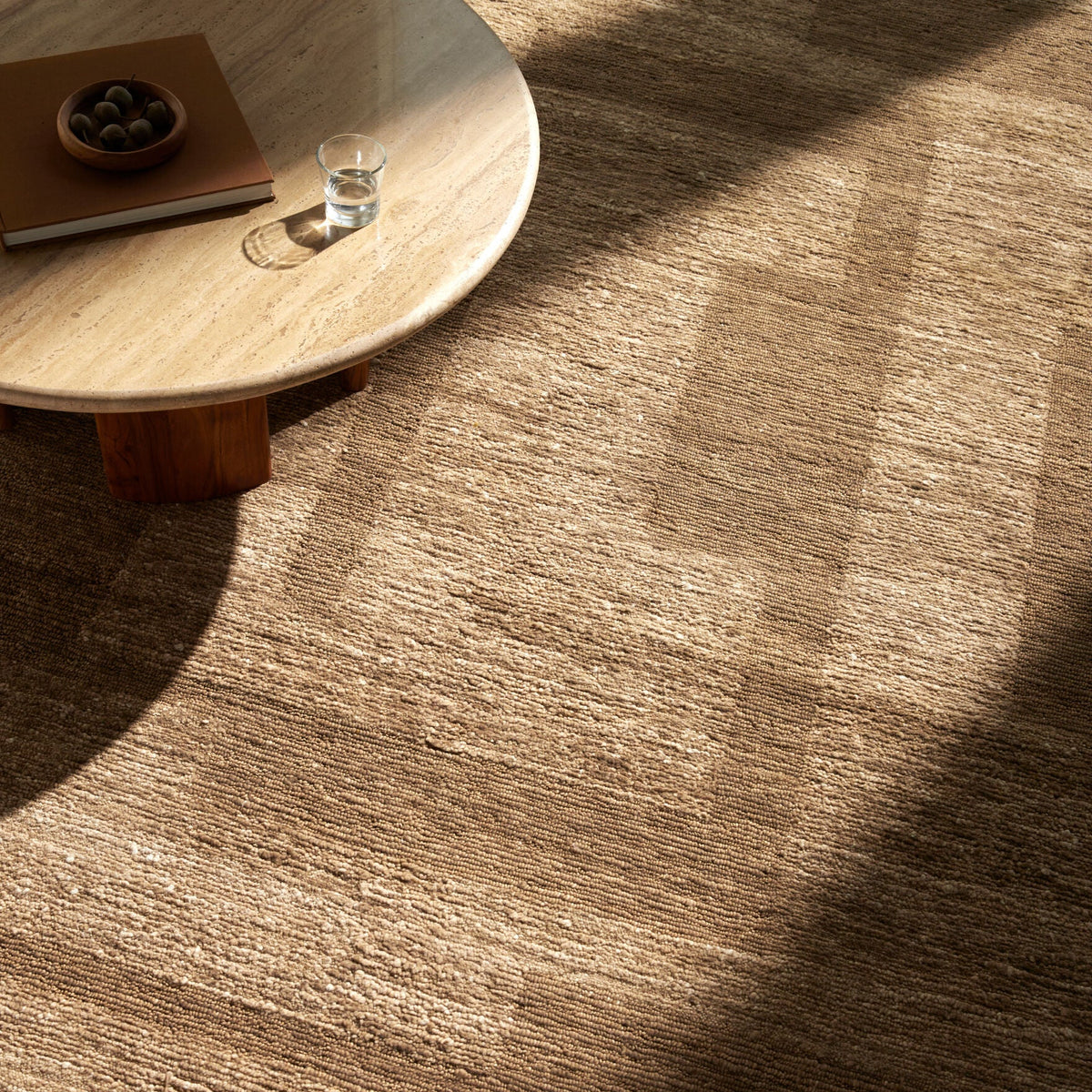 Surya Ventura VNR-2302 Hand Knotted Rug