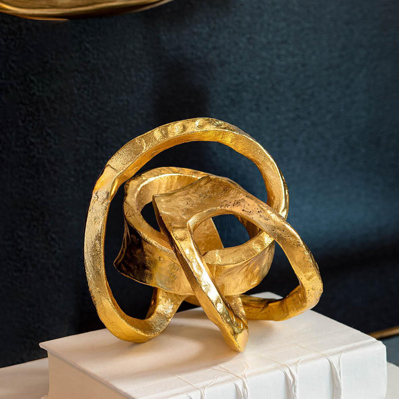 Regina Andrew Metal Knot