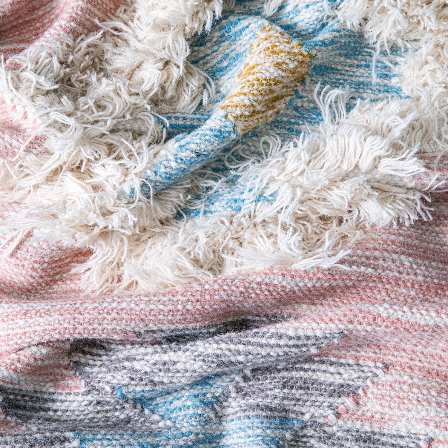 Tierra Shaggy Hand Woven Rug