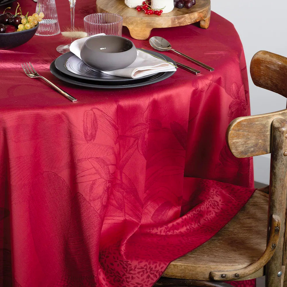 Garnier Thiebaut Orchidees Bordeaux Jacquard Tablecloth