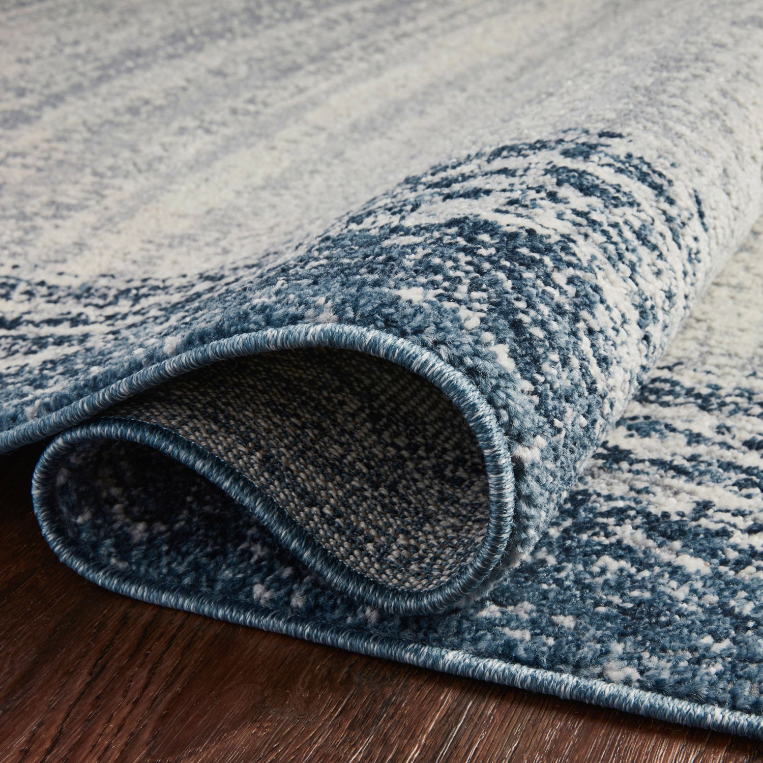 Loloi Austen Border Power Loomed Rug