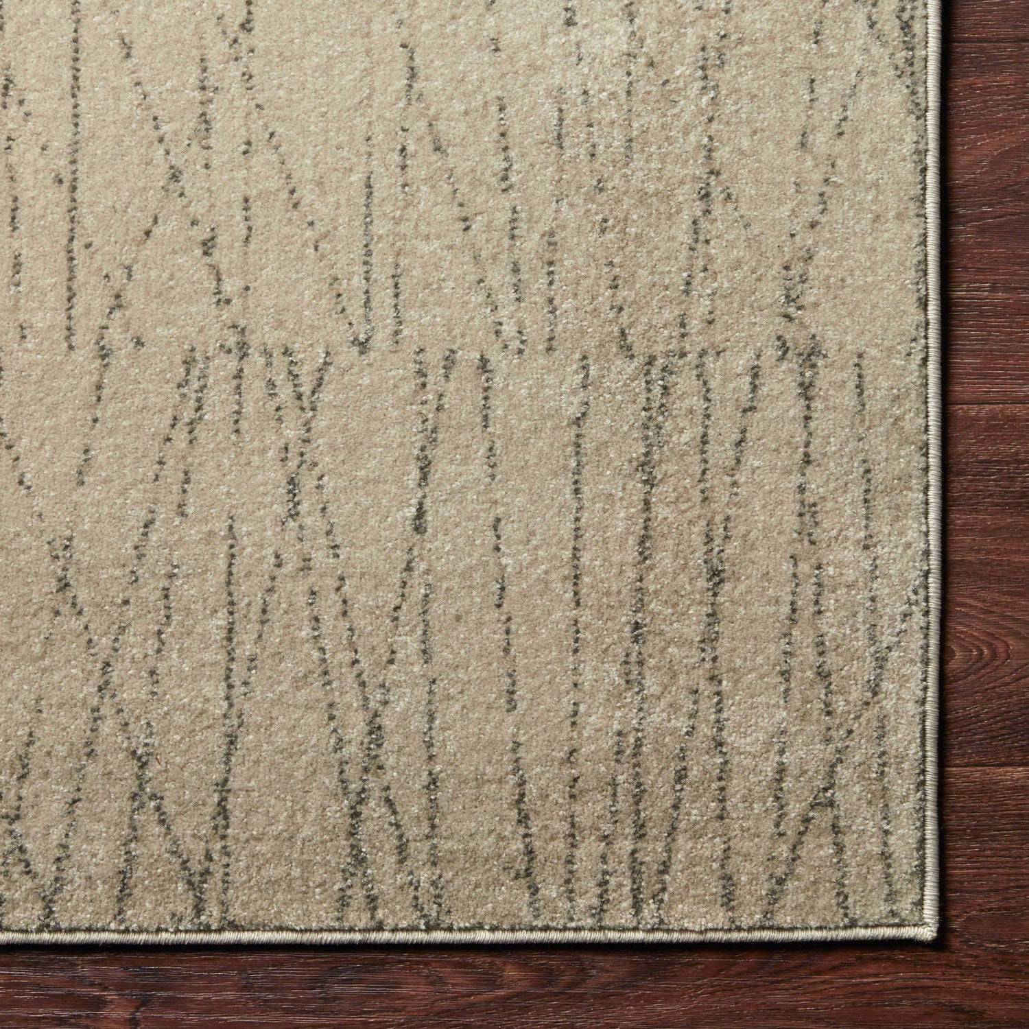 Loloi Bowery Beige/Pepper Power Loomed Rug