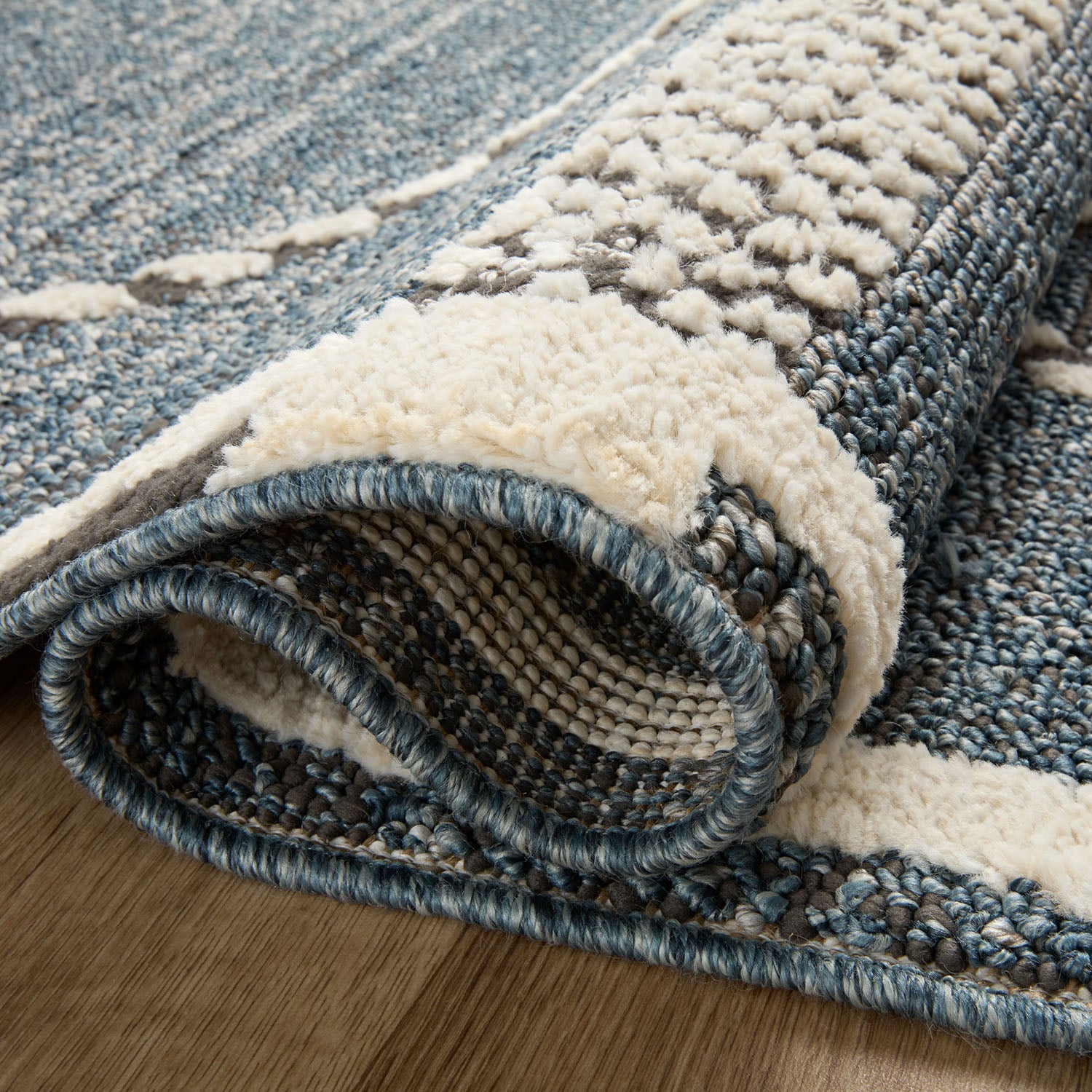 Loloi Fabian Denim/Charcoal Power Loomed Rug