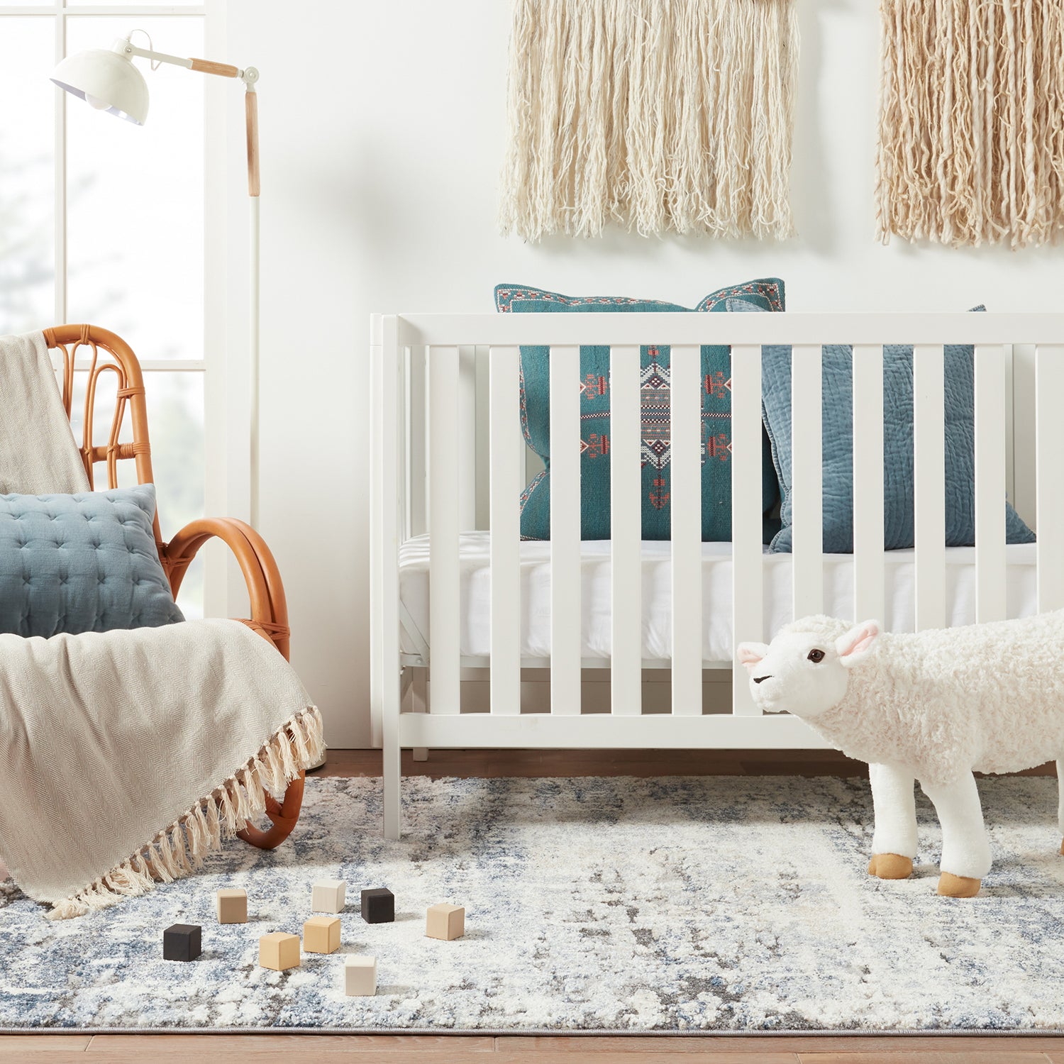 Vibe by Jaipur Living Ferris Benton Power Loomed Rug