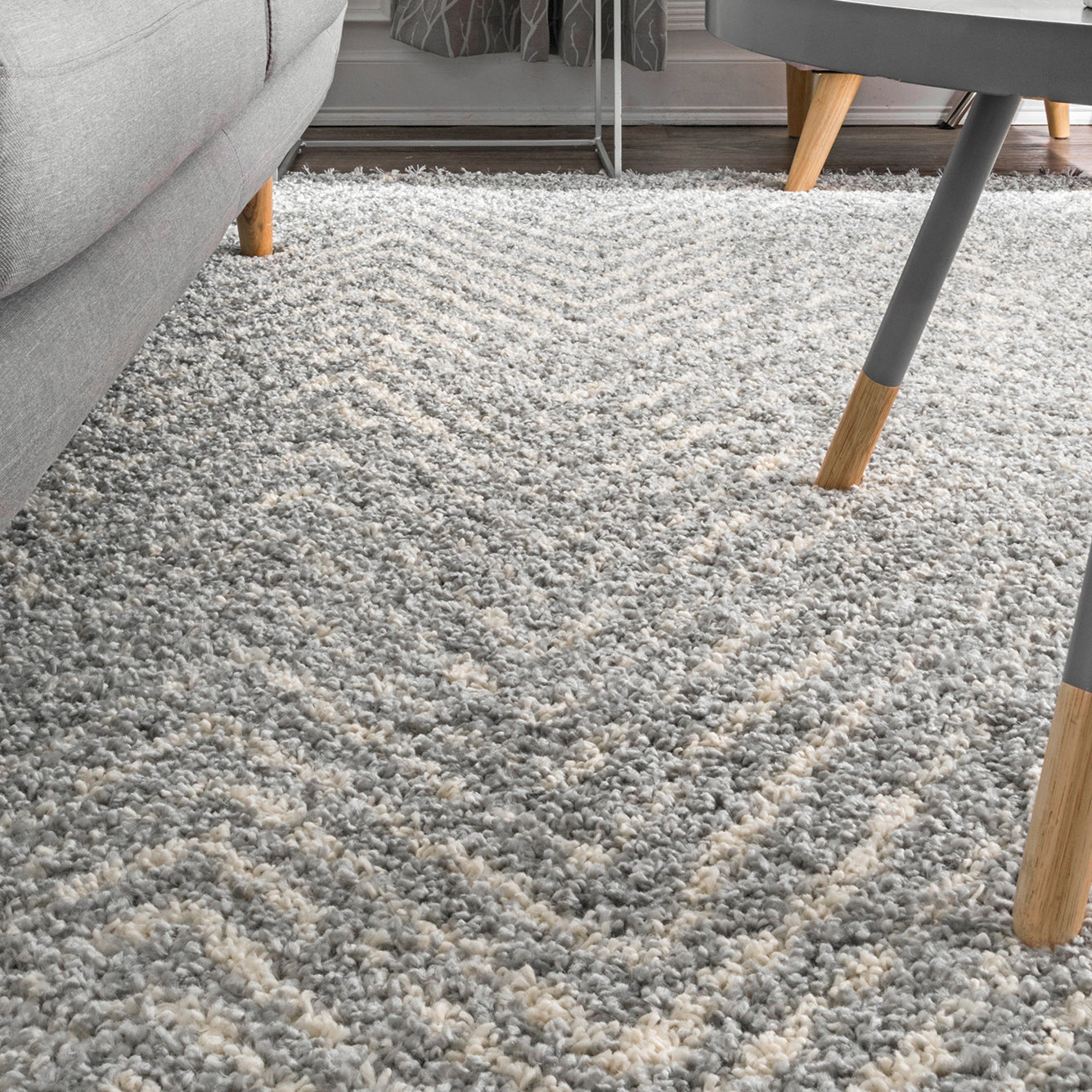 Rye Chevron Machine Made Rug