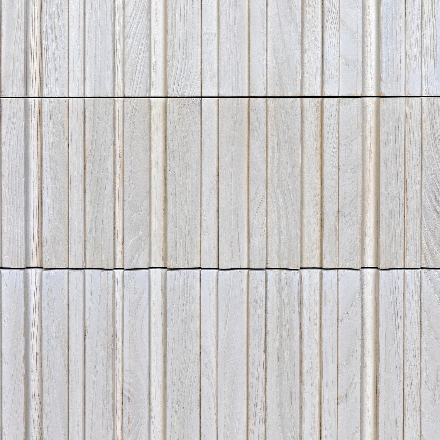 Noir Desdemona Chest