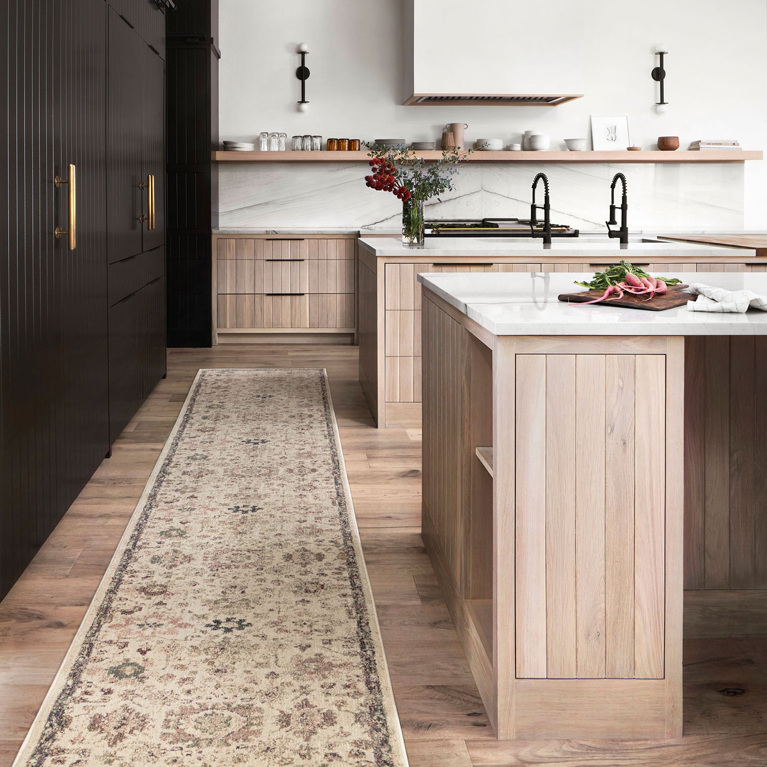 Loloi Giada Ivory/Multi Power Loomed Rug