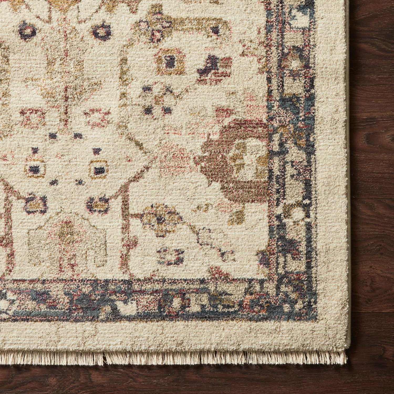 Loloi Giada Ivory/Multi Power Loomed Rug