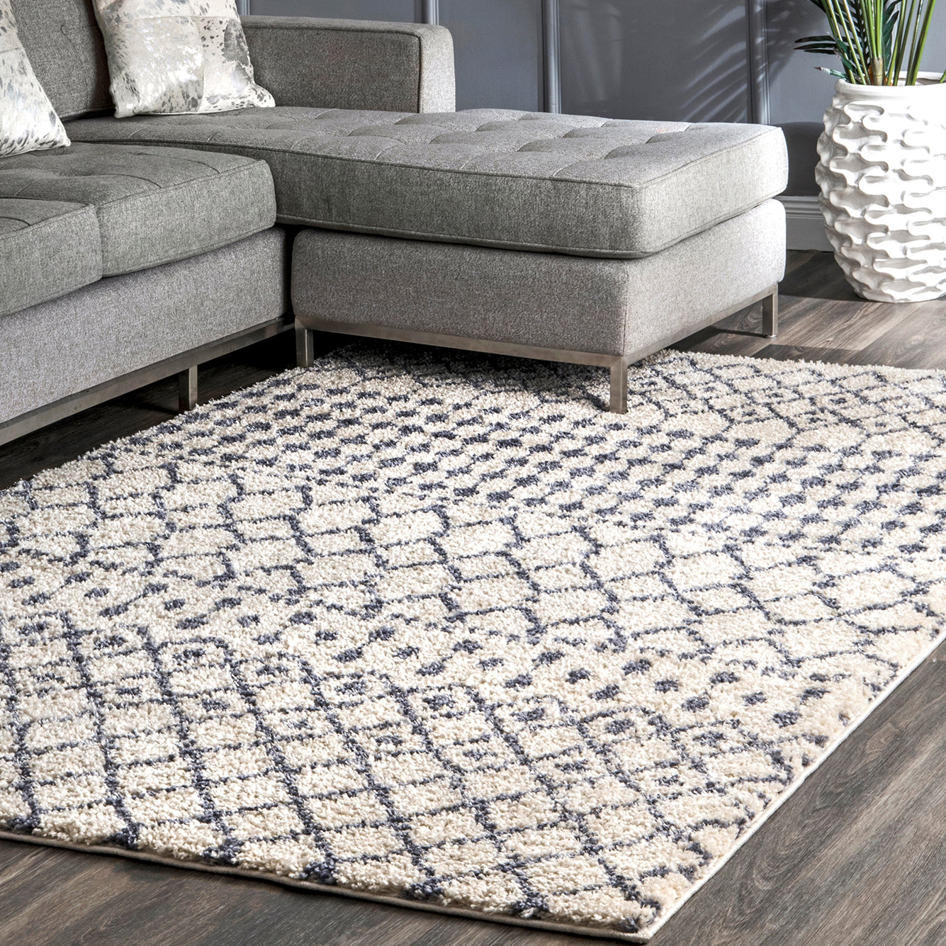 Vailer Machine Made Rug