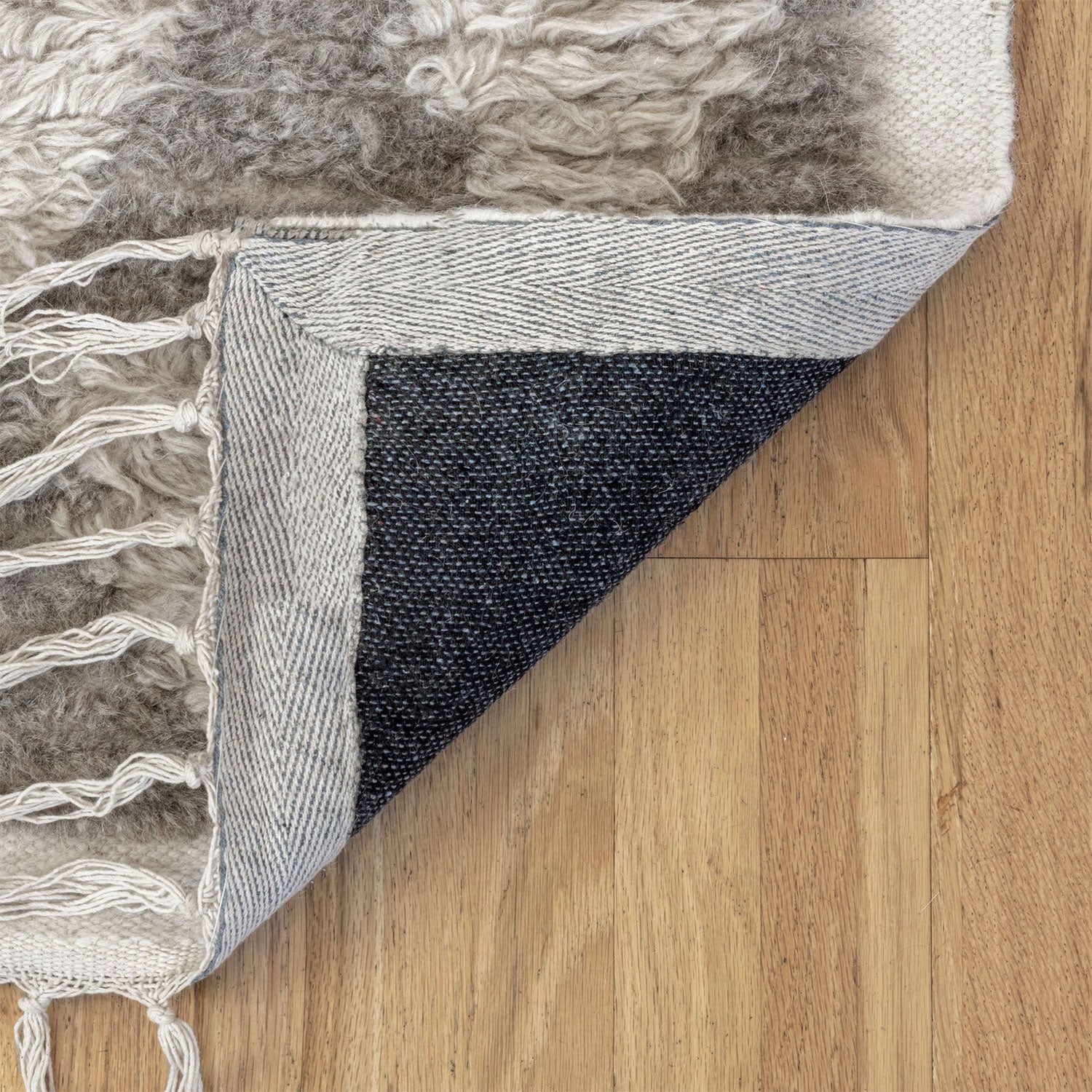 Delhay Shaggy Handmade Rug