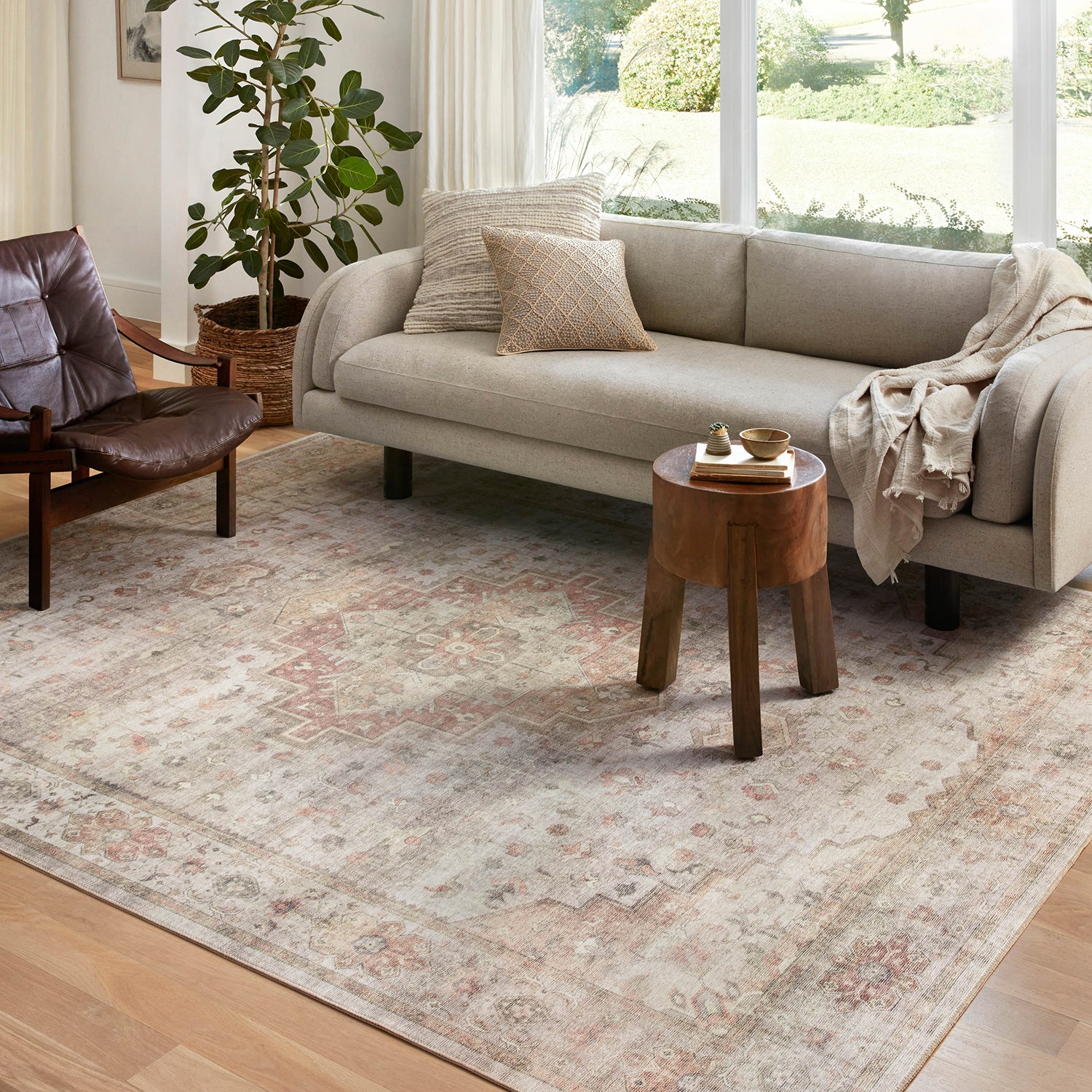 Loloi Heidi Clover Power Loomed Rug