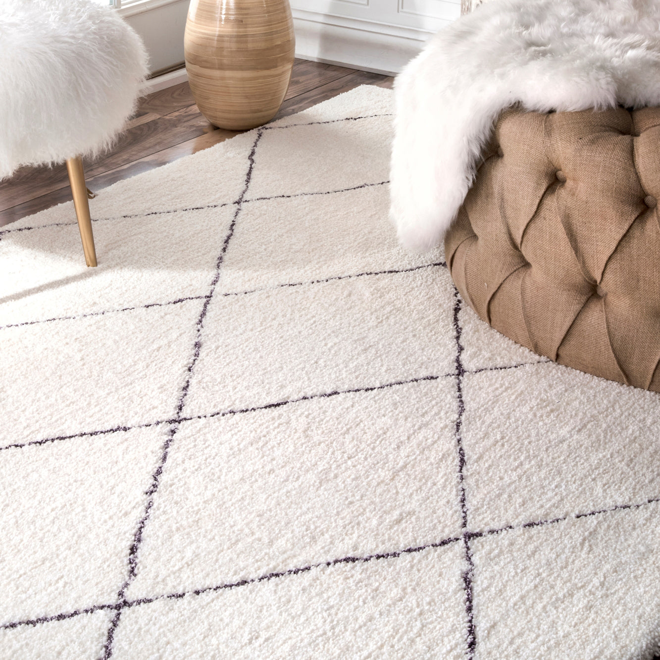 Hoax Hand Tufted Rug