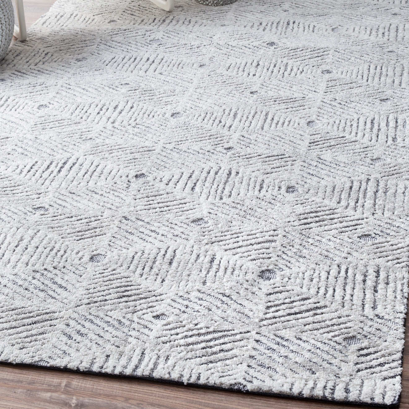 Pondera Machine Made Rug