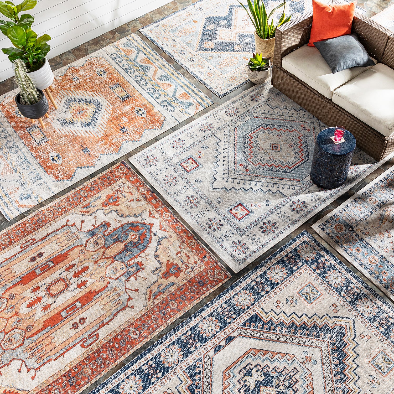 Livabliss Huntington Beach Dia Indoor/Outdoor Rug