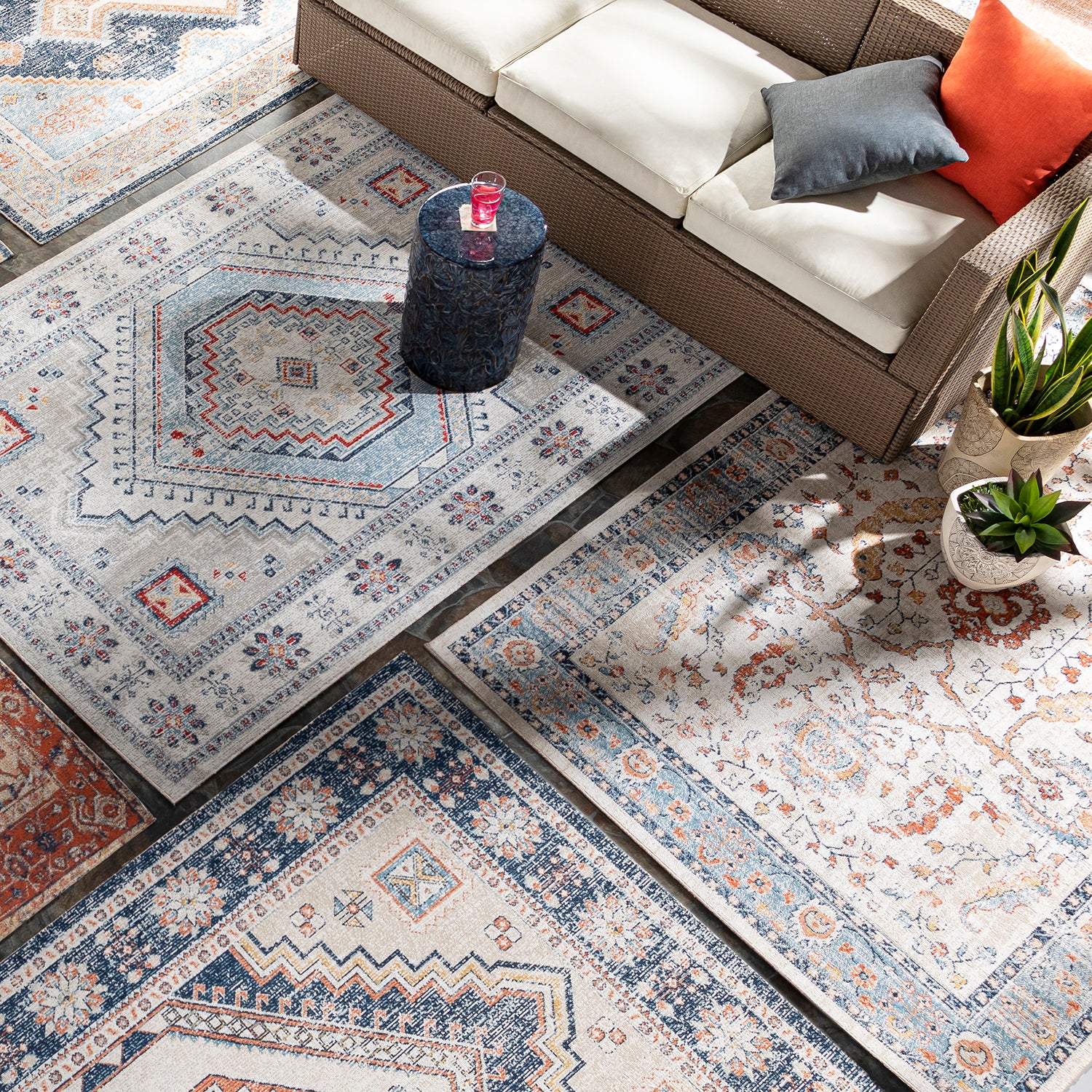 Livabliss Huntington Beach Flume Indoor/Outdoor Rug