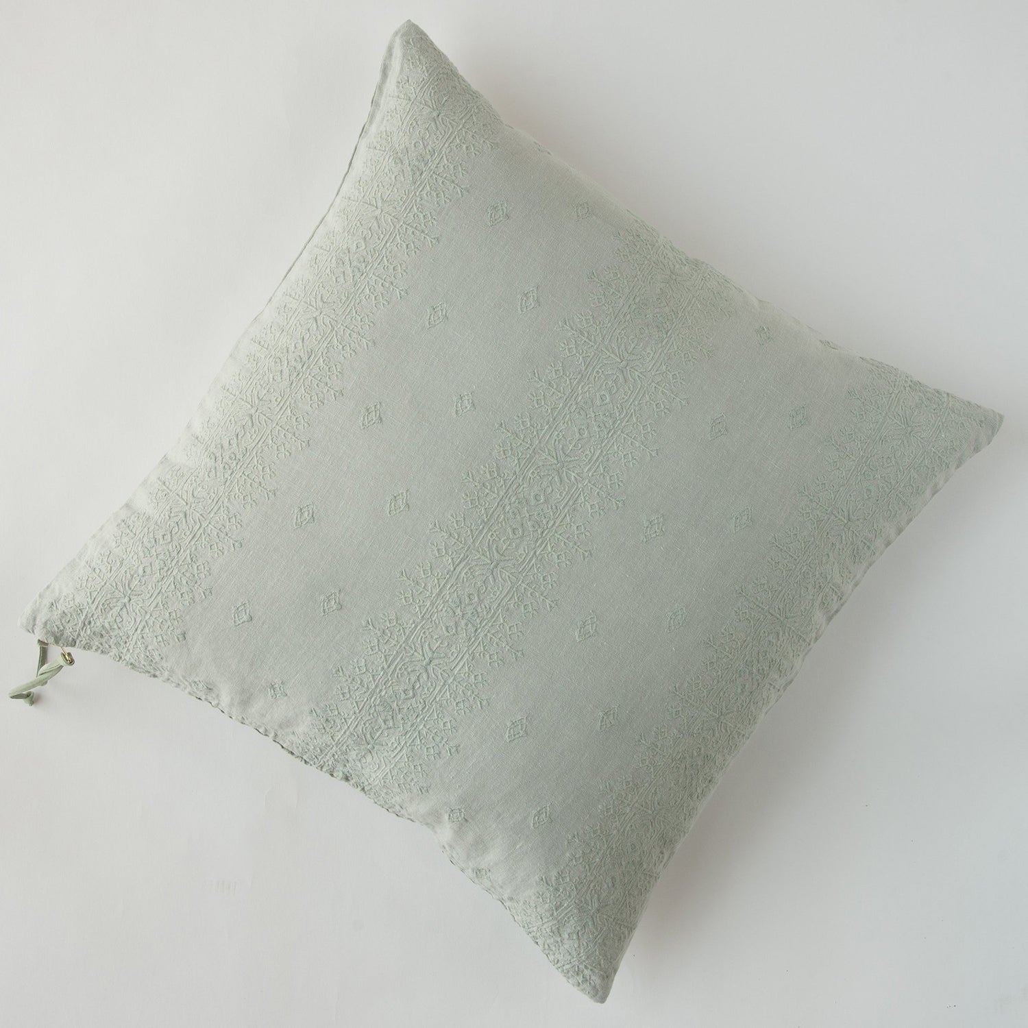 Bella Notte Ines Throw Pillow