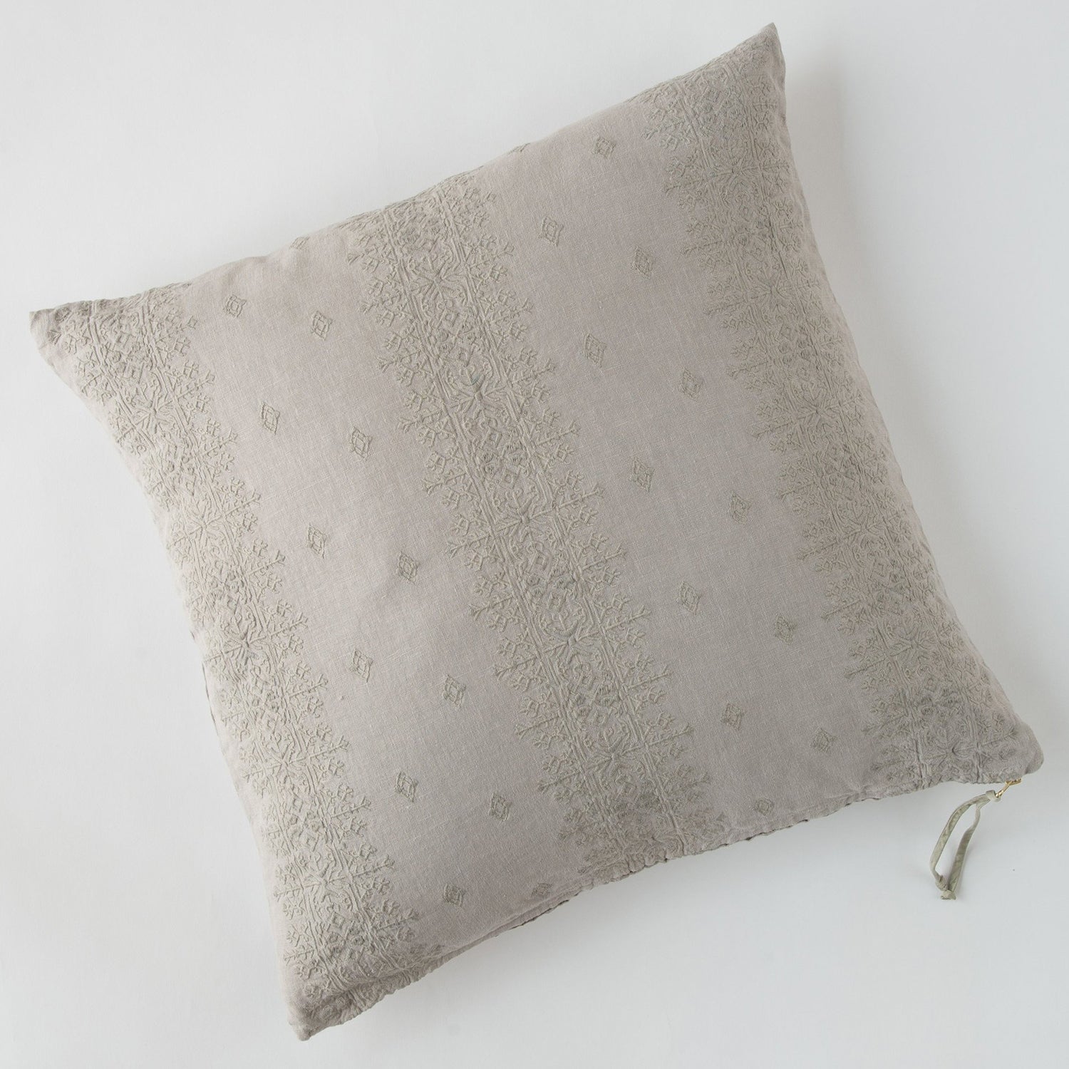 Bella Notte Ines Throw Pillow