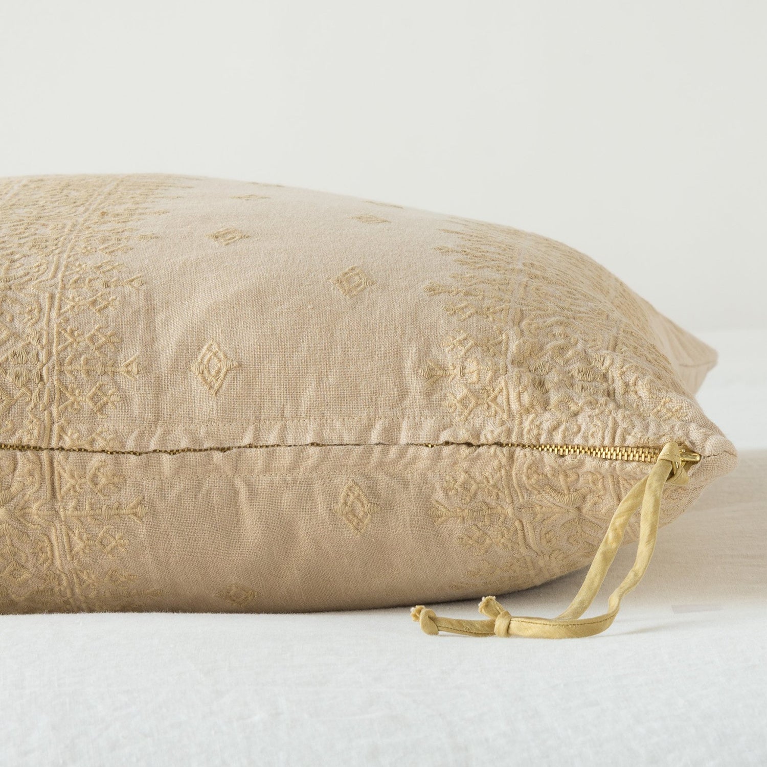 Bella Notte Ines Throw Pillow