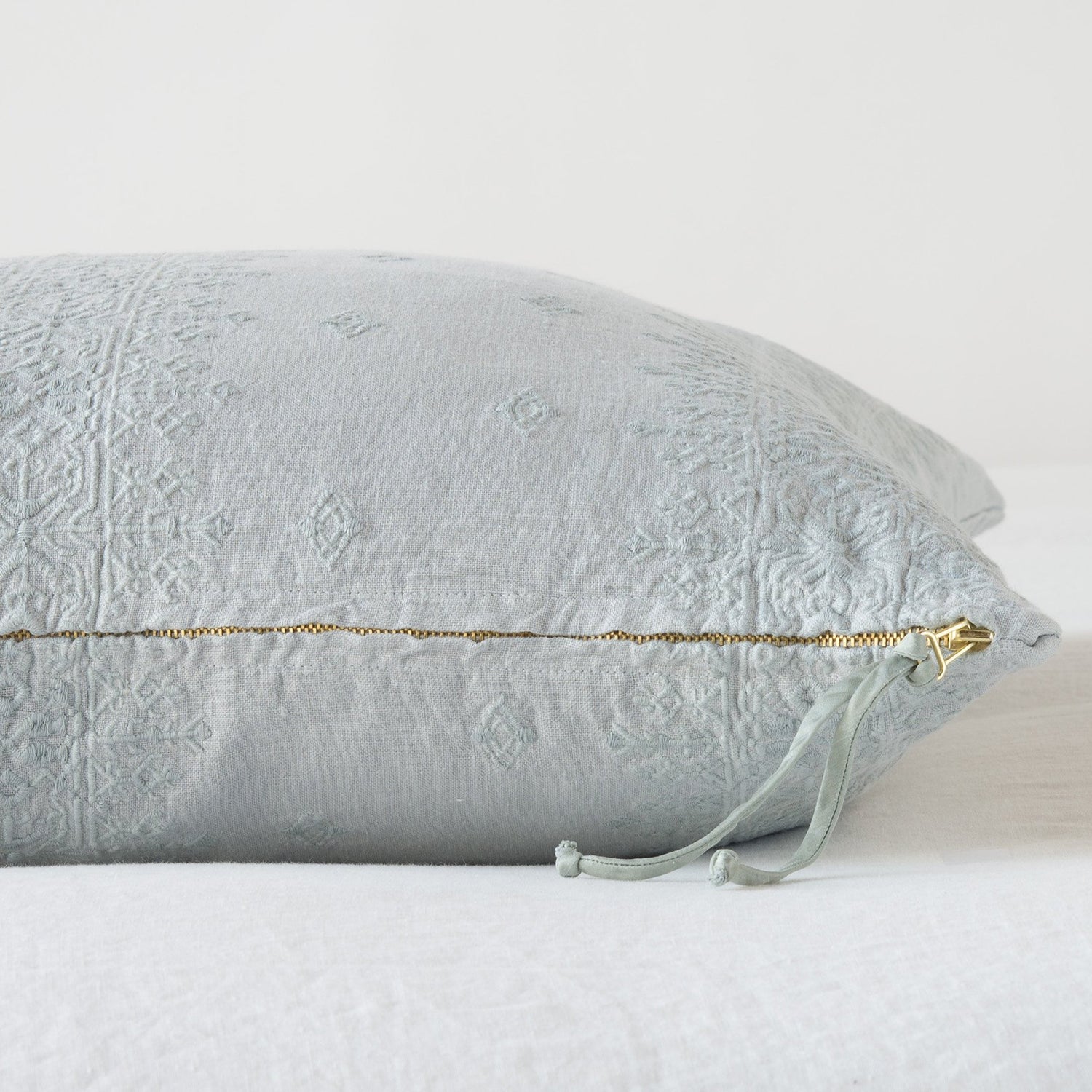 Bella Notte Ines Throw Pillow