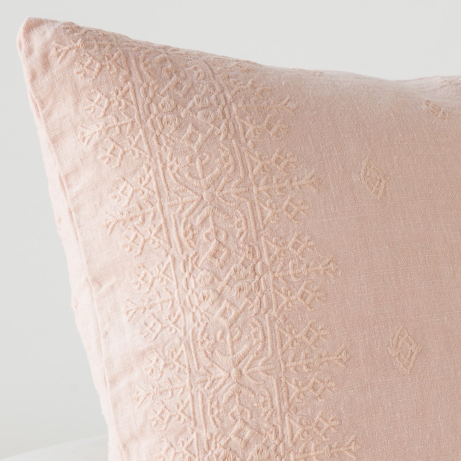 Bella Notte Ines Lumbar Throw Pillow