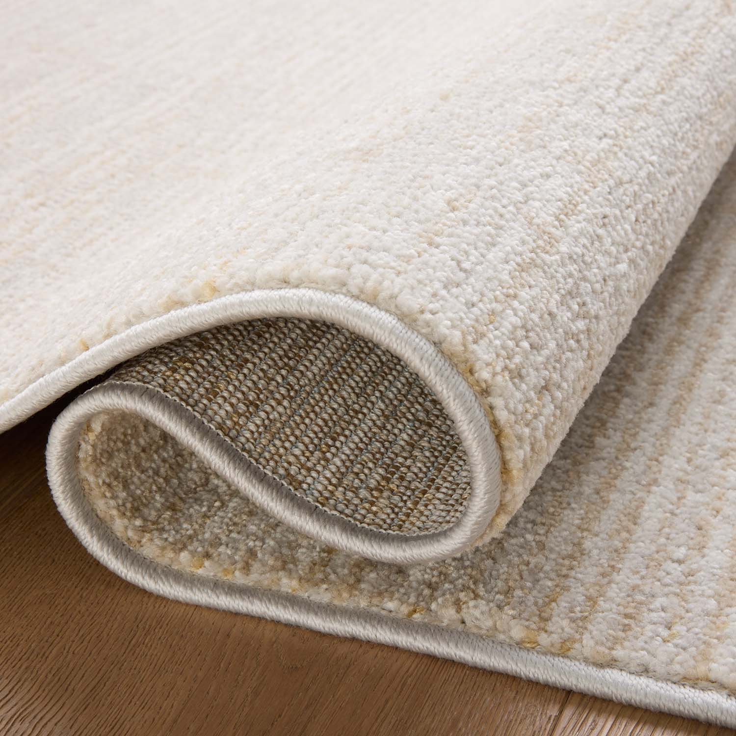 Loloi Kamala Natural/Mist Power Loomed Rug