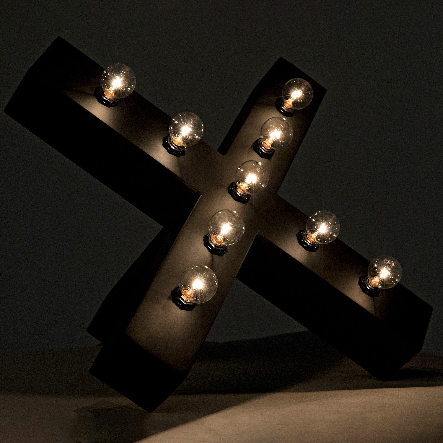 Noir Nolen Table Lamp