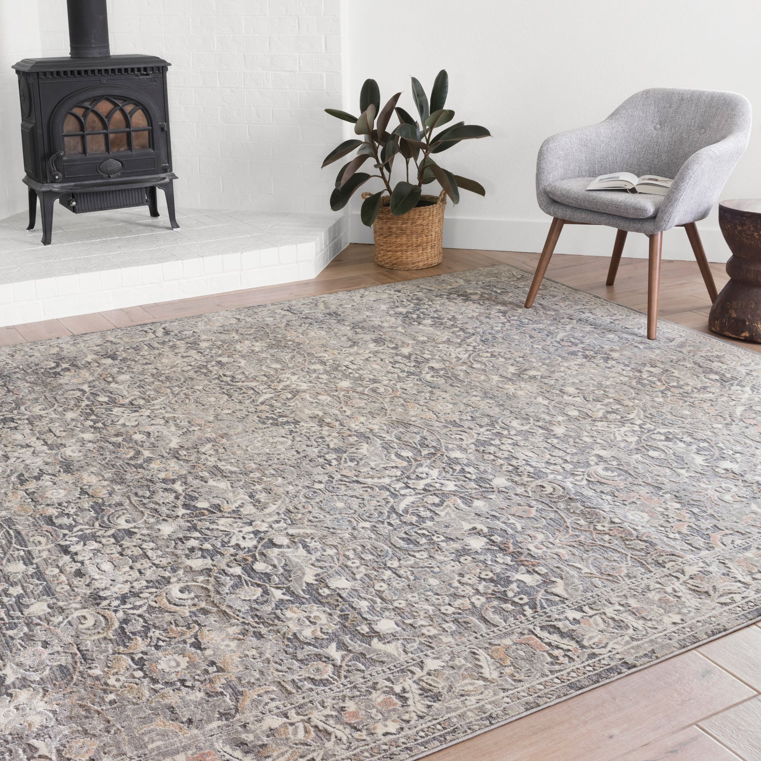 Loloi Lucia Gray/Mist Power Loomed Rug