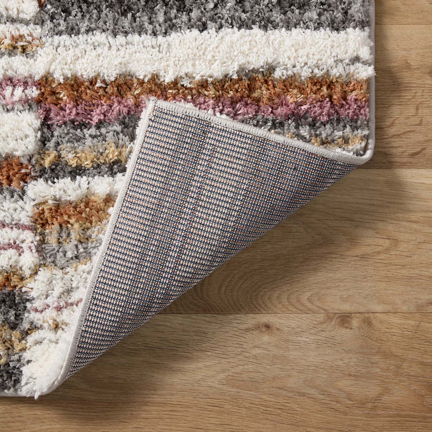 Loloi Levitt Shag Ivory/Sunset Power Loomed Rug