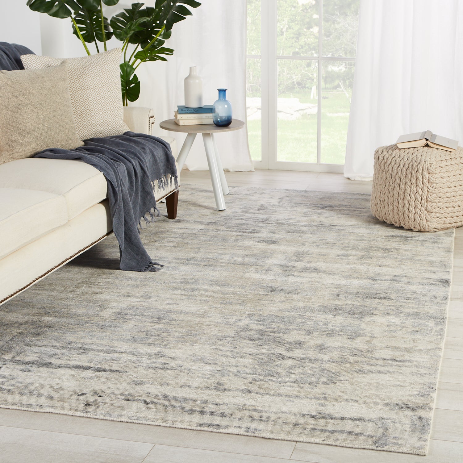 Barclay Butera by Jaipur Living Malibu Retreat Handwoven Rug
