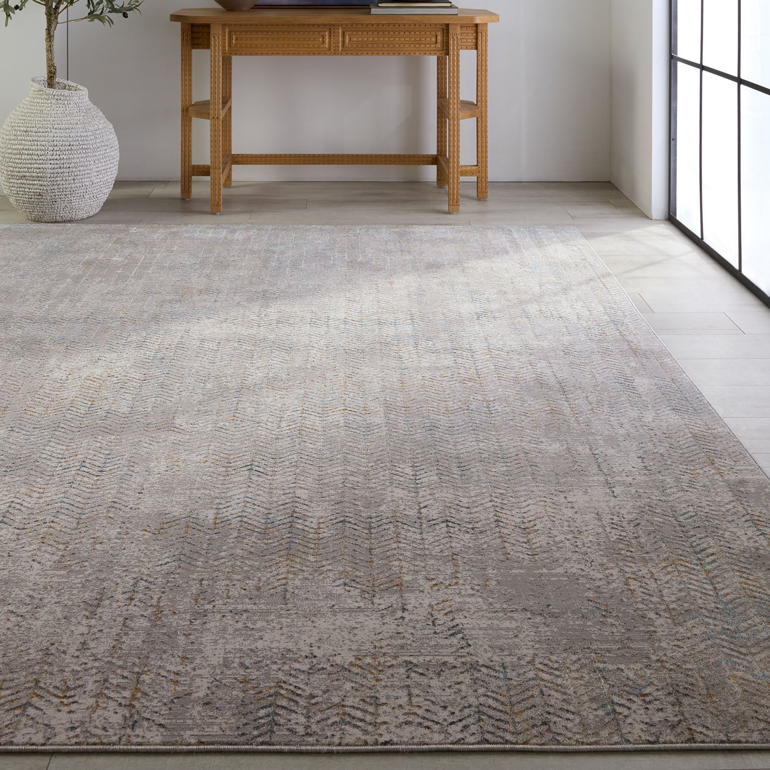 Jaipur Living Melo Sylvana Power Loomed Rug