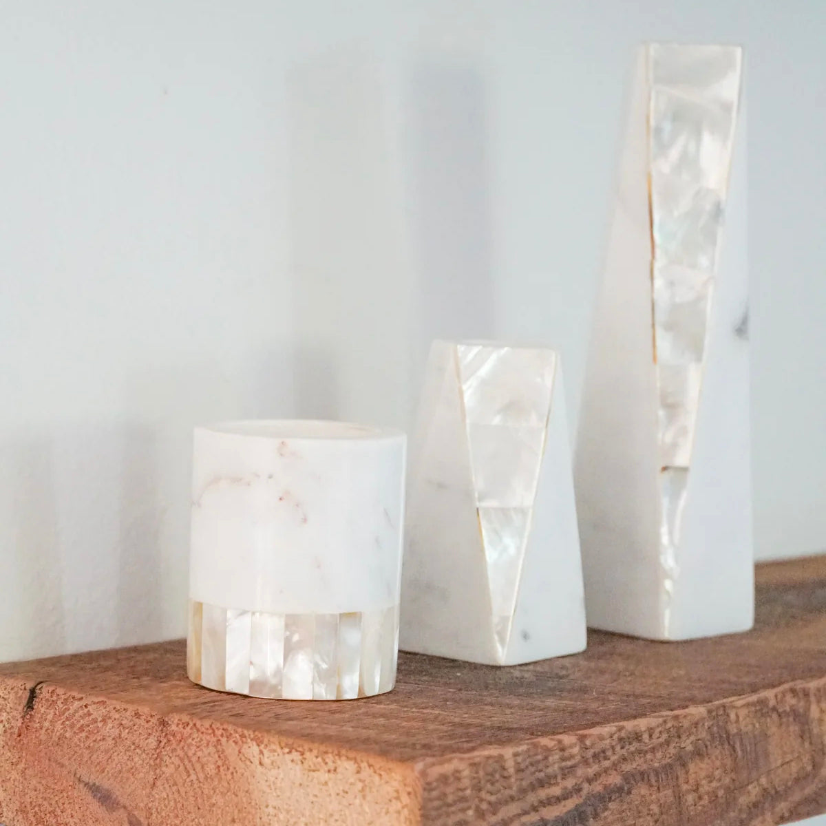 Anaya Mother of Pearl Lemongrass White/Small Candle