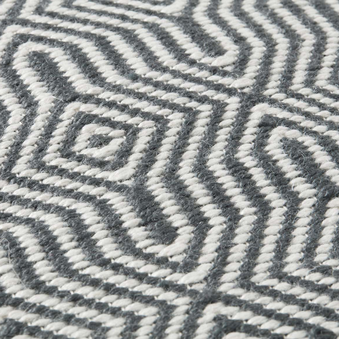 Loloi Stripe Diamond Indoor/Outdoor Pillow Set of 2