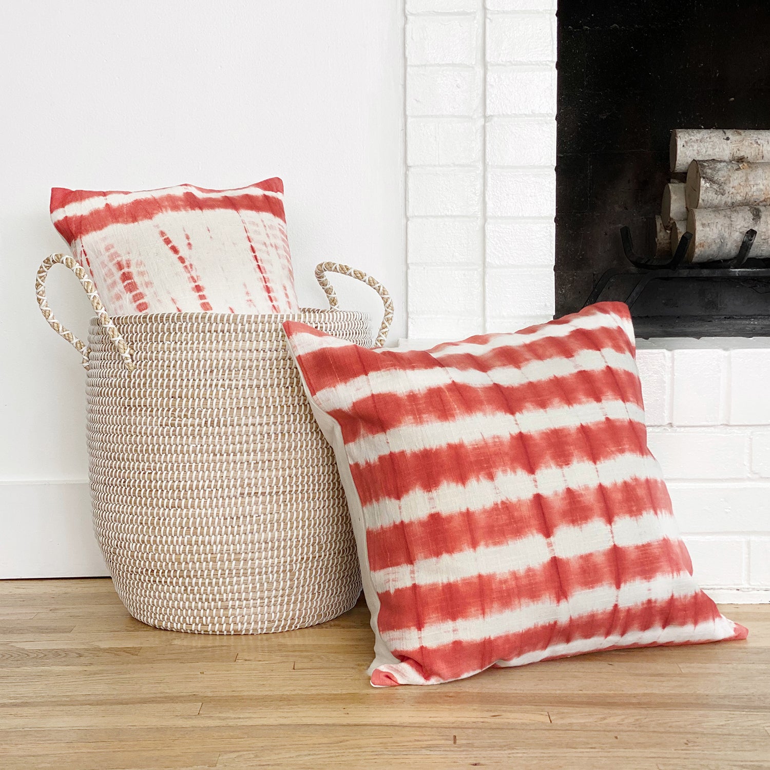 Voltz Tie Dye Lumbar Throw Pillow