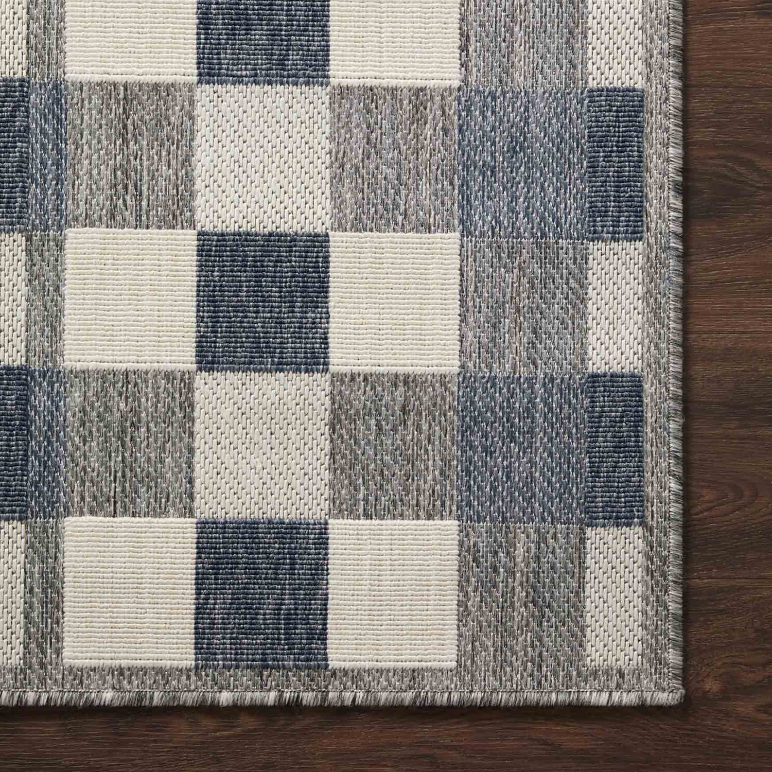 Loloi Rainier Iyanna Indoor/Outdoor Rug