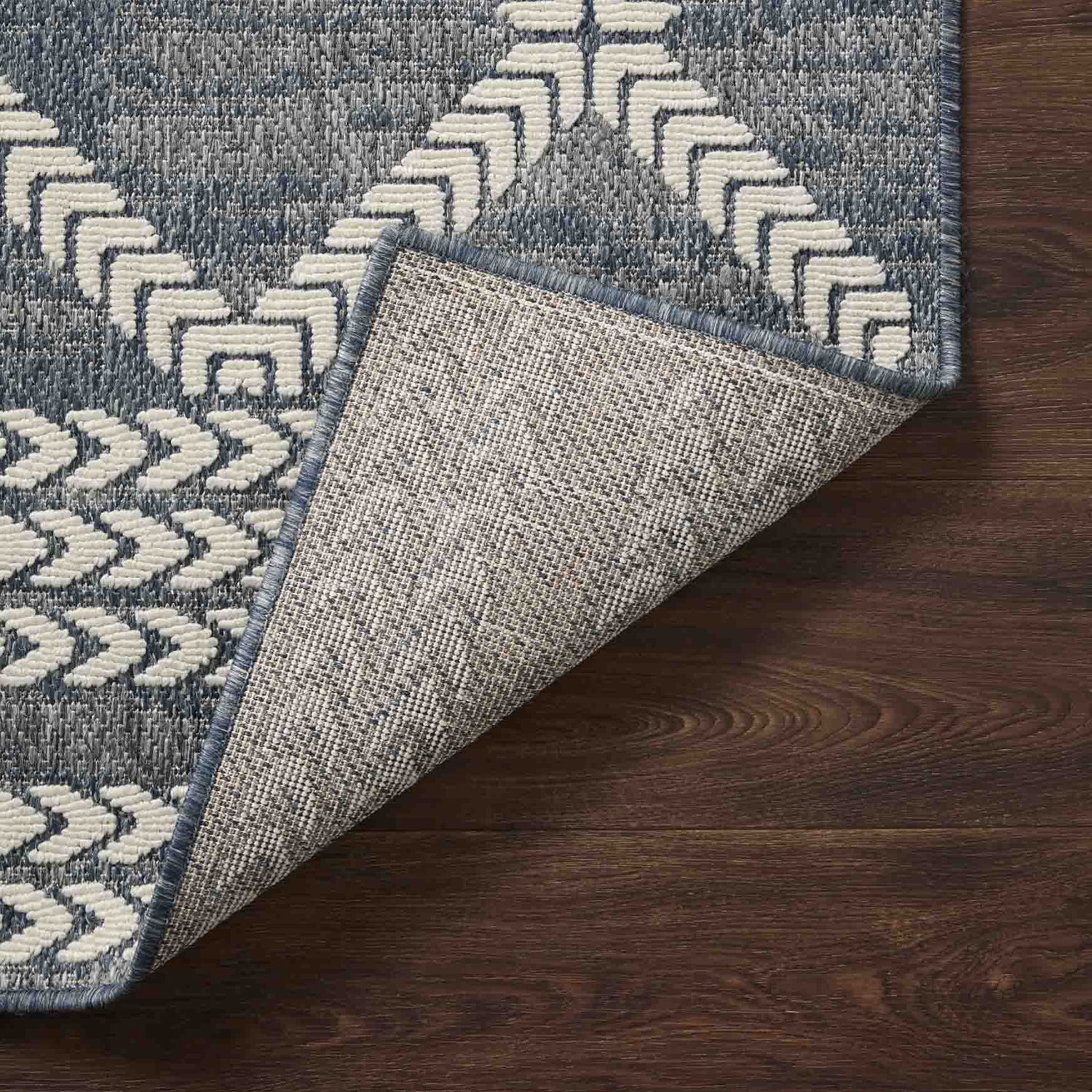 Loloi Rainier Perla Indoor/Outdoor Rug