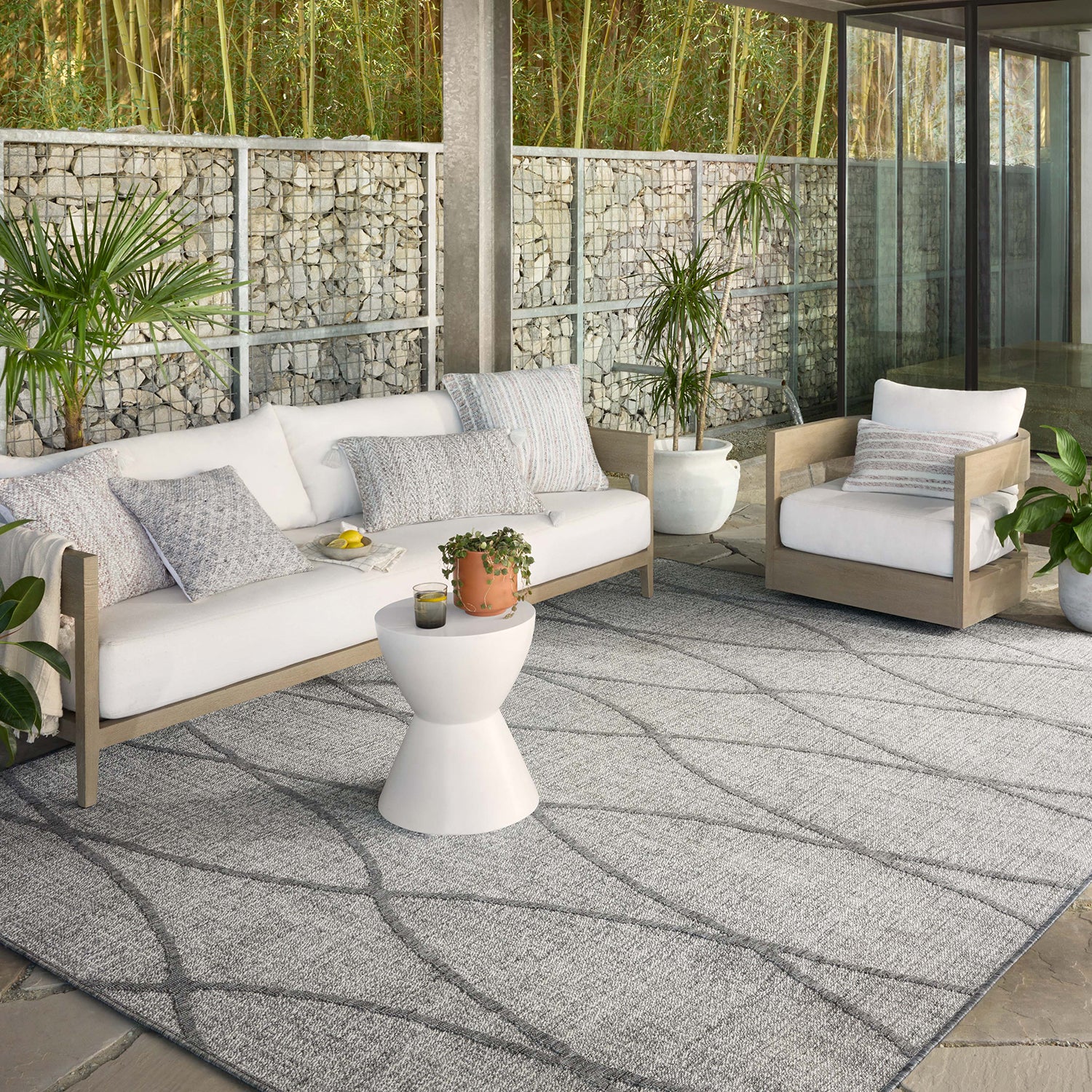 Loloi Rainier Dove/Gray Indoor/Outdoor Rug