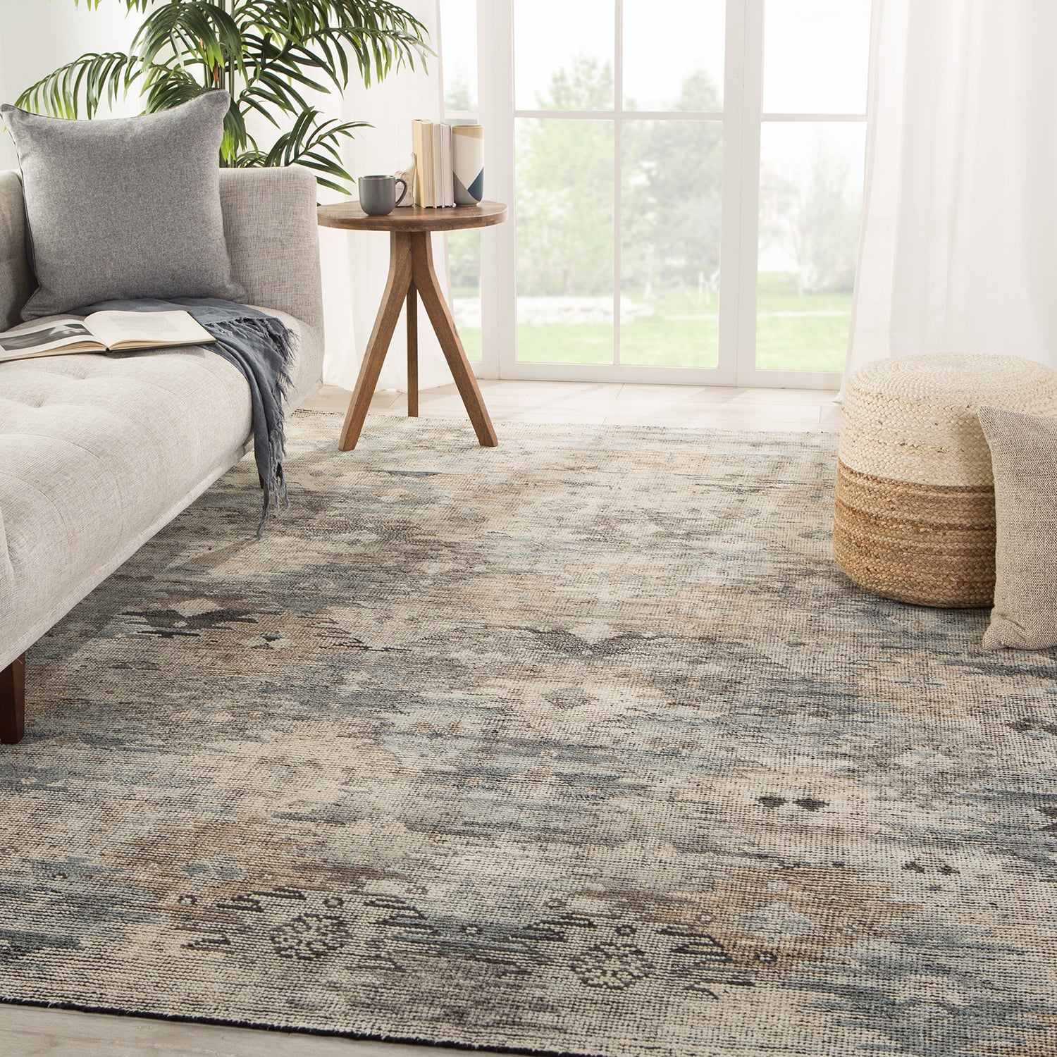 Jaipur Living Rize Nakoda Hand Knotted Rug