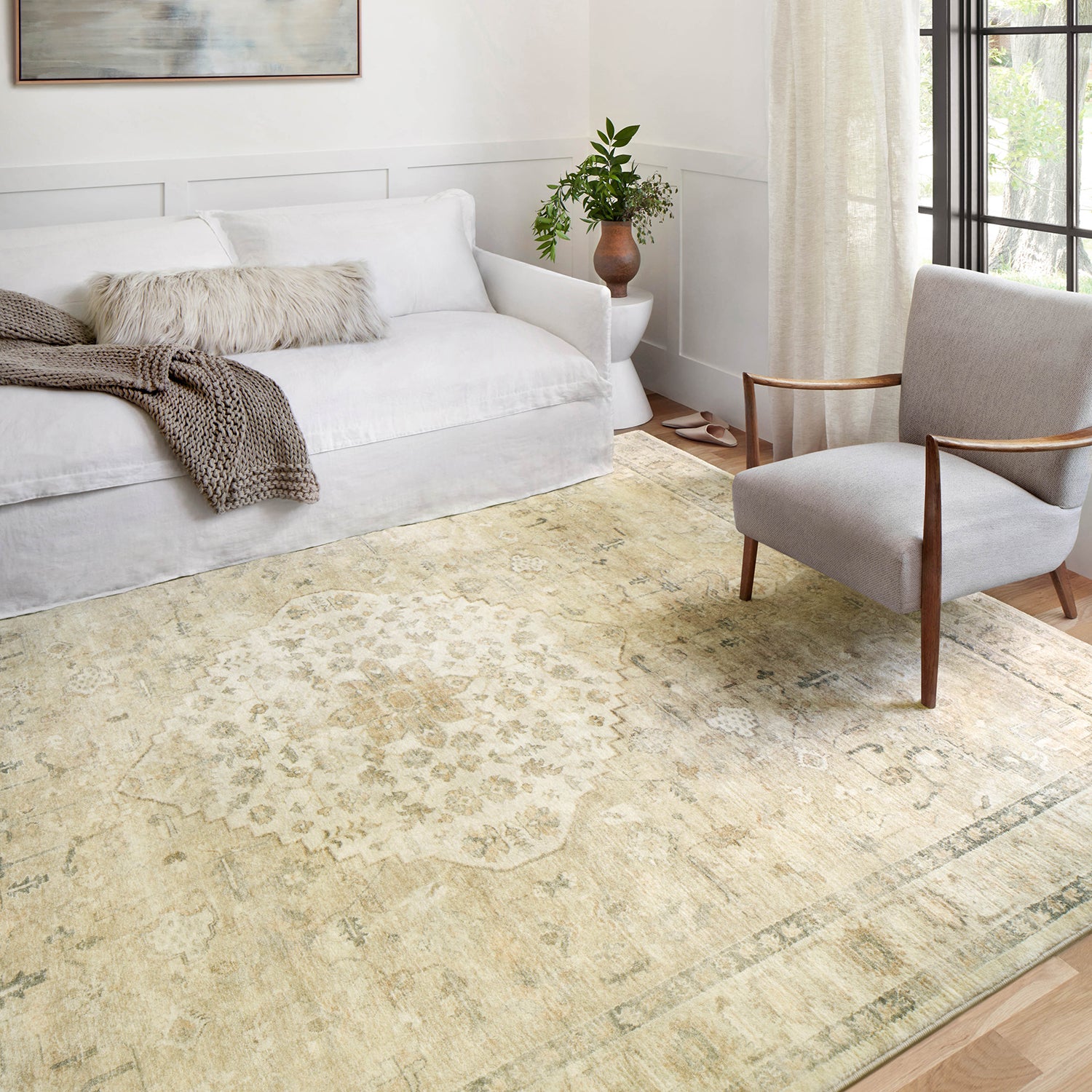 Loloi Rosette Sand/Ivory Power Loomed Rug