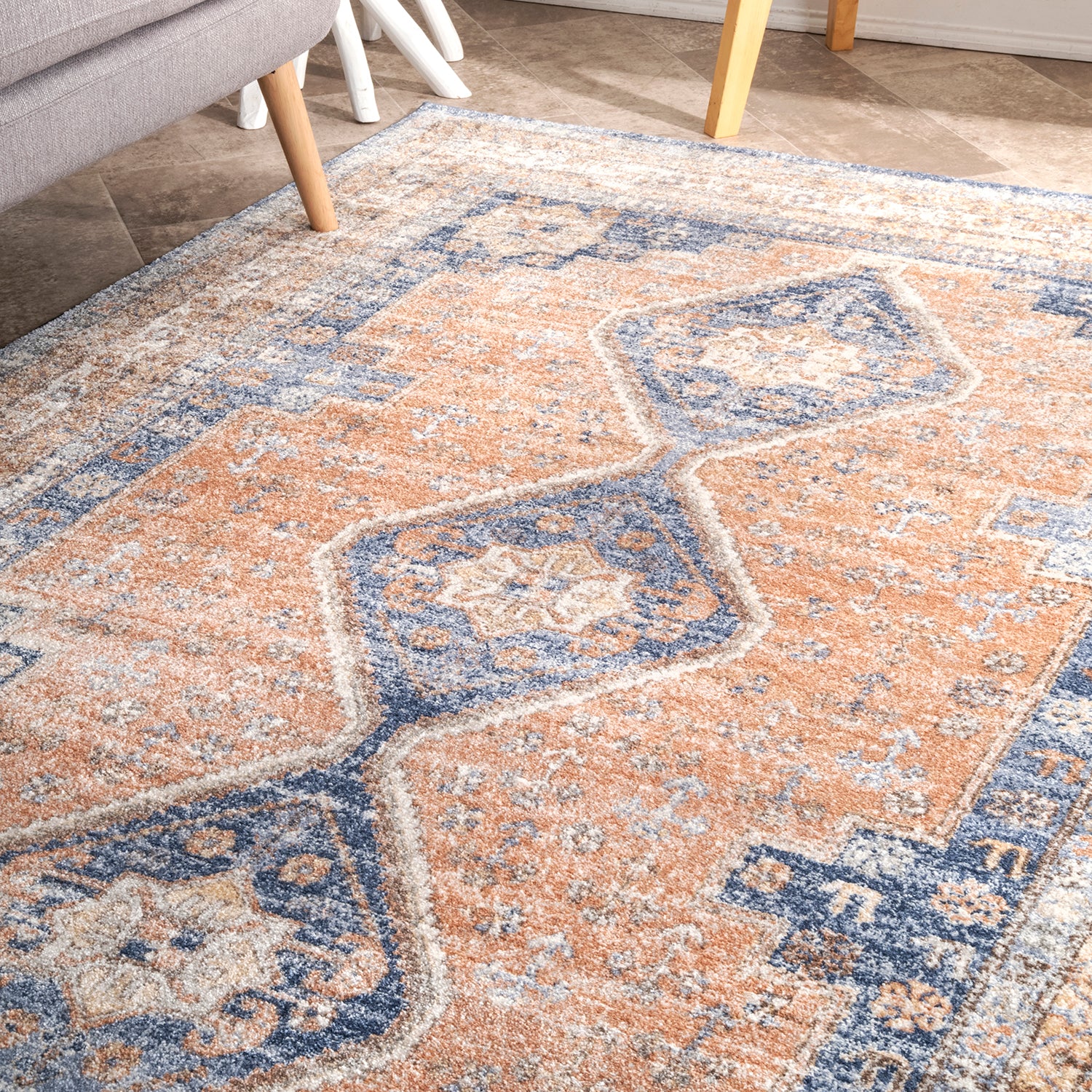 Biddle Machine Made Rug