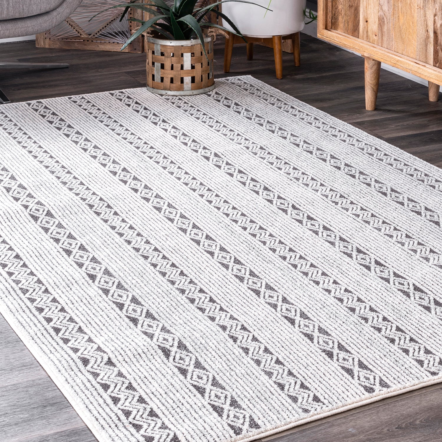 Lavano Machine Made Rug