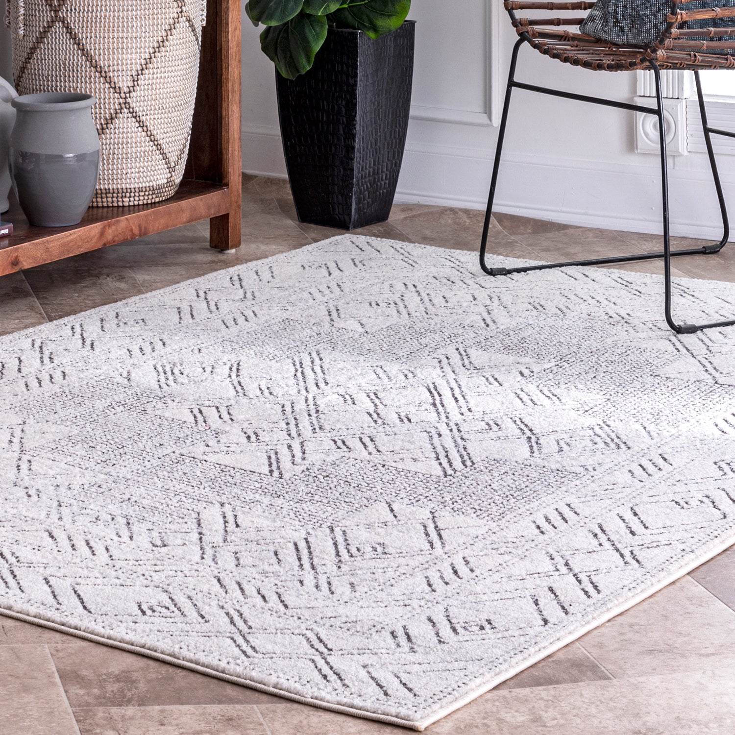 Maceo Machine Made Rug