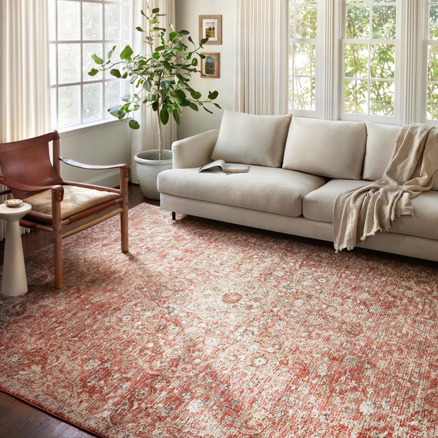 Loloi Saban Motif Power Loomed Rug