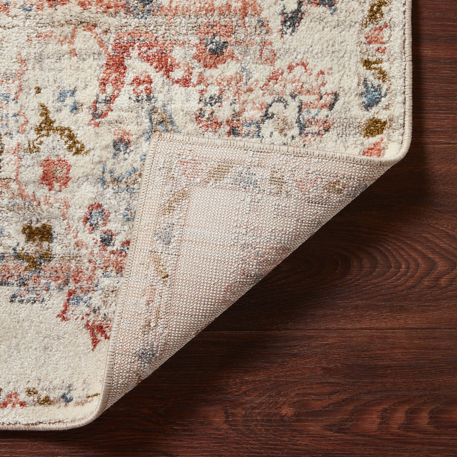 Loloi Saban Ivory/Multi Power Loomed Rug