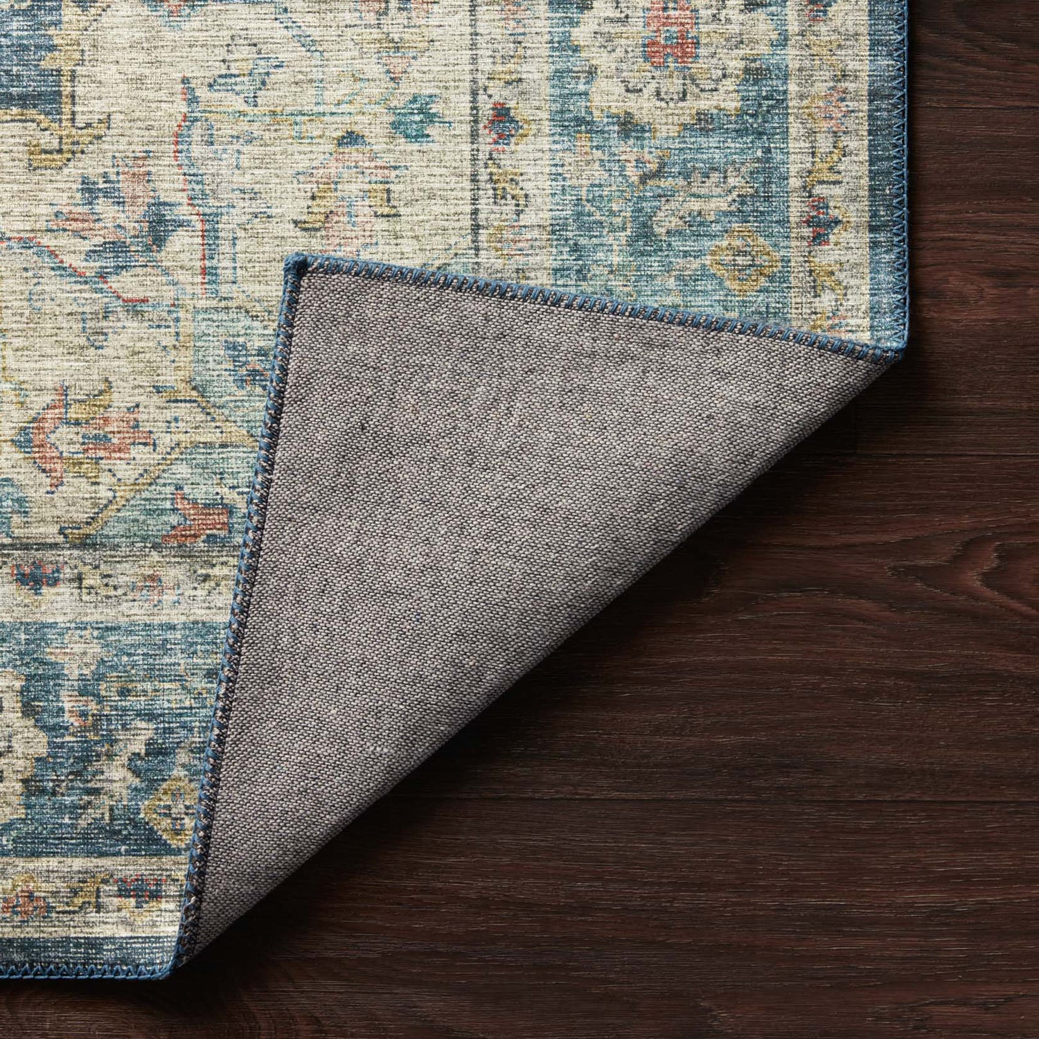 Loloi Skye Classic Power Loomed Rug