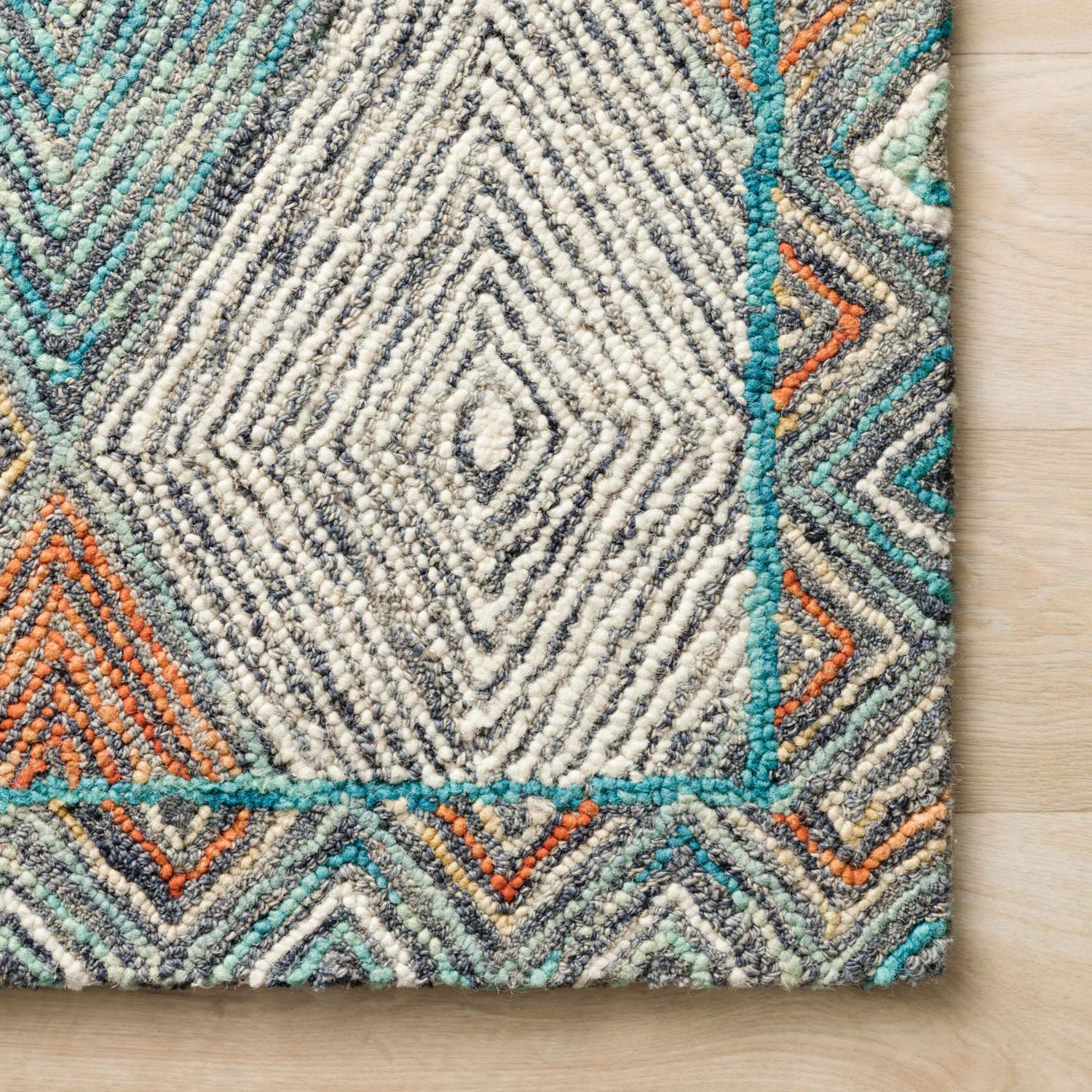 Loloi Spectrum Dia Hooked Rug