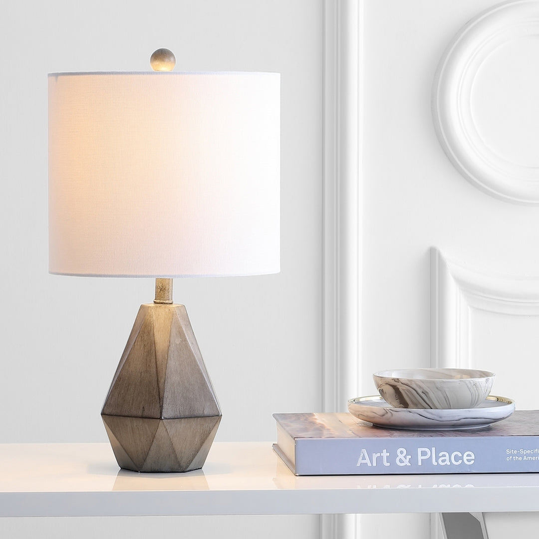 Matfen Table Lamp