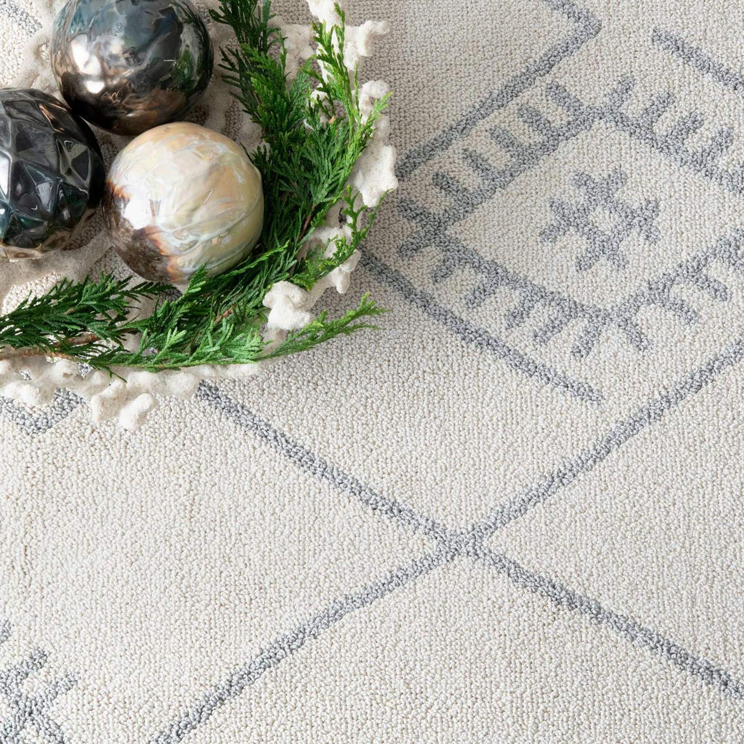 Attaway Machine Made Rug