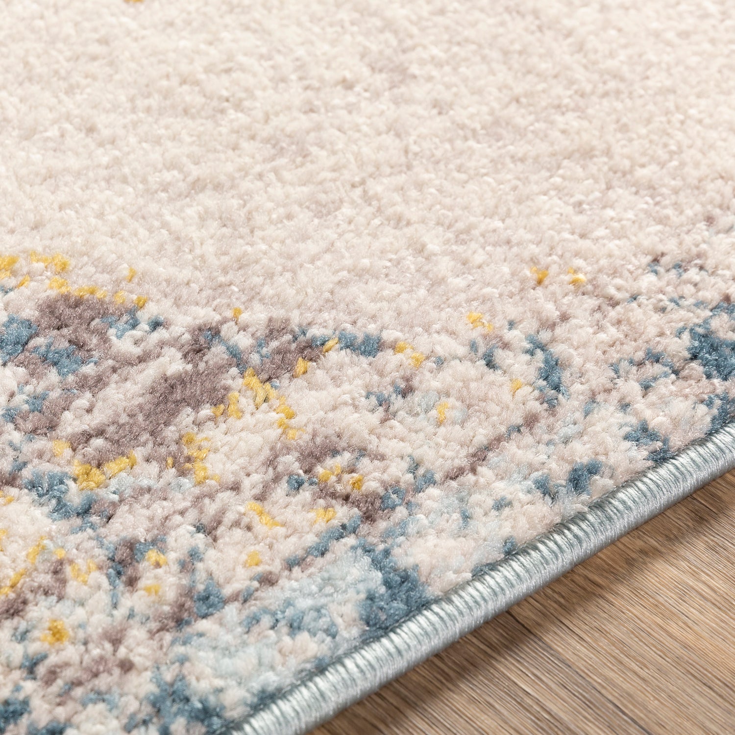 Livabliss Ankara Helm Machine Woven Rug